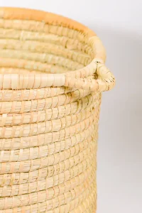 CLose up of an XL plant basket with handles