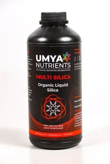 Full image of the Umya Multi Silica bottle on a white table
