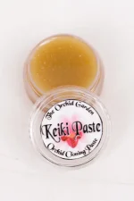 5g keiki paste tub with open lid